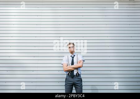 Selbstbewusster, motivierter, stilvoller Geschäftsmann Stockfoto