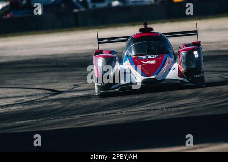 Sebring, Florida, USA - 13/03/2023, 10 CULLEN Ryan (gar), KAISER Matthias (Lie), AUBRY Gabriel (Fra), Vector Sport, Oreca 07 - Gibson, Action während des Prologs der FIA World Endurance Championship 2023, vom 11. Bis 12. März 2023 auf dem Sebring International Raceway in Sebring, Florida USA – Photo Thomas Fenêtre / DPPI Stockfoto