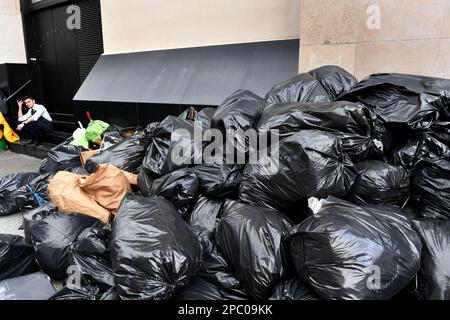 2023 Müllsammlung im Streik in Paris, Frankreich Stockfoto