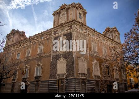 Palacio del Marqués de dos aguas con su impresionante fachada barroca, hoy Museo Nacional de Cerámica y Artes Suntuarias. Valencia, España Stockfoto