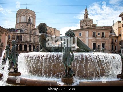 Fuente del Turia en la plaza de la Virgen, Valencia, España Stockfoto