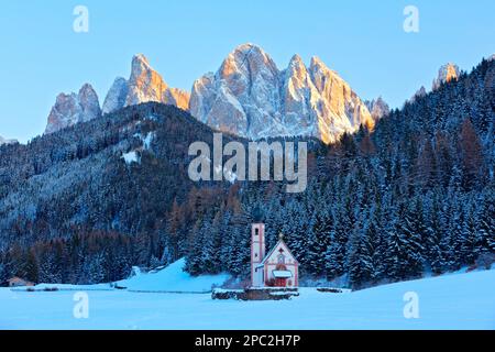 Dorf Santa Maddalena, Val di Funes, Dolomiten, Italien Stockfoto