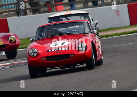 Malcolm Paul, Rick Bourne, TVR Grantura Mk3, RAC Pall Mall Cup für vor '66 GT und Touring Cars vor '63 GTS und vor '60 Sports Cars, drei Stunden rac Stockfoto