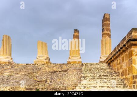 Uthina Entdecken. Tunesiens bemerkenswerte archäologische Stätte auf der Straße nach Zaghouan Stockfoto