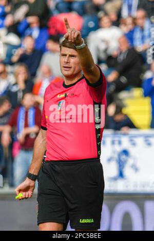 Empoli, Italien. 11. März 2023. Schiedsrichter Francesco Cosso aus Reggio Calabria während des Spiels Empoli FC gegen Udinese Calcio, italienischer Fußball Serie A in Empoli, Italien, März 11 2023 Kredit: Independent Photo Agency/Alamy Live News Stockfoto