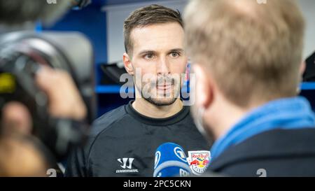 München, Deutschland. 13. März 2023. DEL, Medienrunde mit Trainern und Spielern von EHC Red Bull München, Ausbildung: Matthias Niederberger im Interview. Kredit: Ulrich Gamel/Bildagentur kolbert/dpa/Alamy Live News Stockfoto