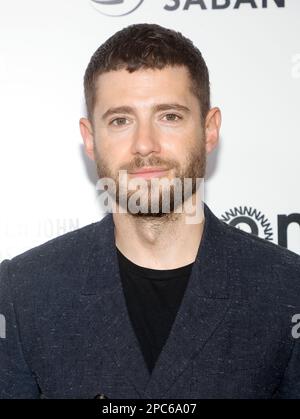 Julian Morris nimmt am 12. März 2023 in West Hollywood, Los Angeles, USA, an der jährlichen Academy Awards-Zuschauerparty 31. der Elton John AIDS Foundation Teil. Foto: Fati Sadou/ABACAPRESS.COM Stockfoto