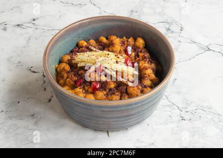 Indisches Essen (Küche). Chana Pindi Stockfoto