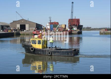 Boote im Dock, Glasson Dock, River Lune, Lancaster, Lancashire, England, Vereinigtes Königreich Stockfoto