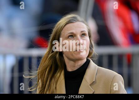 Teammanager Kathleen Krüger FC Bayern München FCB, Look Up, Allianz Arena, München, Bayern, Deutschland, Europa Stockfoto