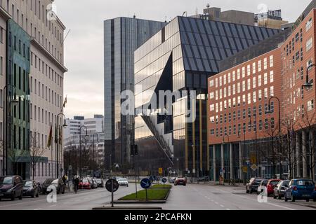 Berlin, Deutschland 12-29-2020 Axel Springer Neubau in Berlin, entworfen vom renommierten Architekten und Gründer von OMA Rem Koolhaas Stockfoto