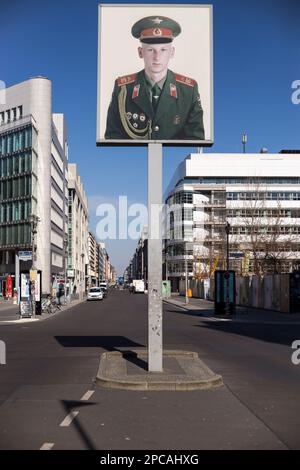 DEUTSCHLAND / Berlin / 24.03.2020 das tägliche Leben in einem ungewöhnlich leeren Berlin, wo Beschränkungen aufgrund der Coronavirus-Covid-19-Pandemie die soziale verteilung diktieren Stockfoto