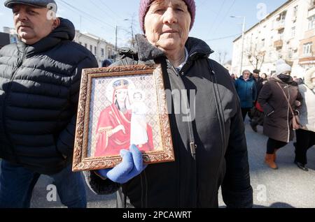 Chisinau, Moldawien - 12. März 2023: Rallye gegen die Regierung in Chisinau, organisiert von "Bewegung für das Volk" Stockfoto