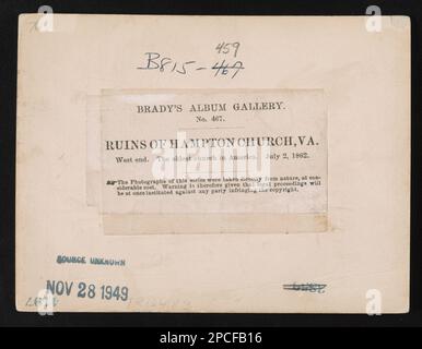 Ruinen der Hampton Church, Virginia, West End Die älteste Kirche Amerikas. 2. Juli 1862. Bradys Album-Galerie, nein 467, eingetragen gemäß dem Kongressgesetz, im Jahr 1862, von Gardner & Gibson, im Büro des Bezirksgerichts Columbia, Titel from item, abgestempelt auf Verso: 28. November 1949, Quelle unbekannt, digitalisiert, 2014. Finanzierung durch das Center for Civil war Photography, Original Glass Negative ist möglich: LC-B815-459. St. John's Church (Hampton, Virginia) Kriegsschaden, Virginia, Hampton, 1860-1870, Episkopalkirchen, Virginia, Hampton, 1860-1870, Vereinigte Staaten Stockfoto