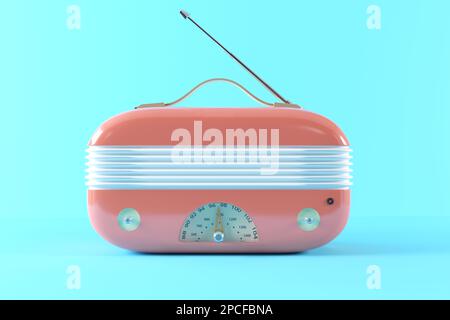 Radio aus altem rosa Kunststoff mit Antenne. Trendender Funkempfänger auf pastellblauem Hintergrund, isoliert, Vorderansicht. Retro-Musikkonzept. Stockfoto