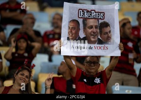 Rio De Janeiro, Brasilien. 13. März 2023. RJ - Rio de Janeiro - 03/13/2023 - CARIOCA 2023, FLAMENGO X VASCO - Flamengo-Fans während eines Spiels gegen Vasco im Maracana-Stadion für die Carioca 2023-Meisterschaft. Foto: Jorge Rodrigues/AGIF/Sipa USA Guthaben: SIPA USA/Alamy Live News Stockfoto