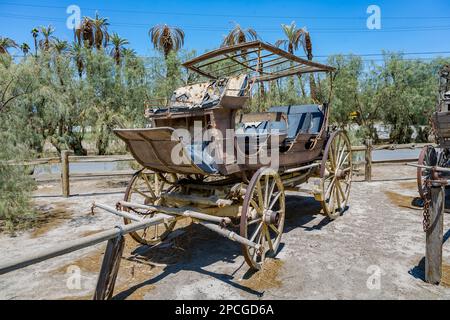 Death Valley, USA - 19. Juli 2008: Alte historische Bühnenwagen auf der Ranch im Death Valley Stockfoto