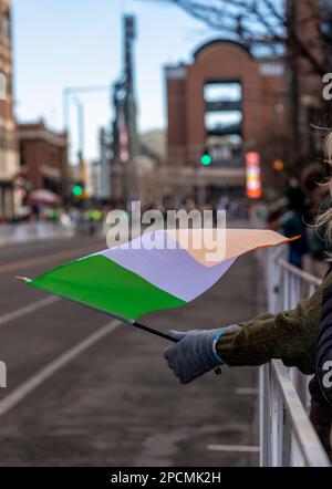 Denver, Colorado - 11. März 2023: St. Patrick's Day Parade in Denver, Colorado Stockfoto