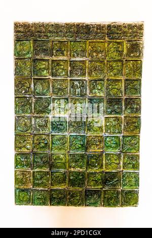 Mosaik aus dekorierten Flaschenböden im Kloster Neuzelle. Das Kloster wurde 1268 von Market Count Henry von Meissen gegründet. Barockkloster Neuzelle, Deutschland Stockfoto