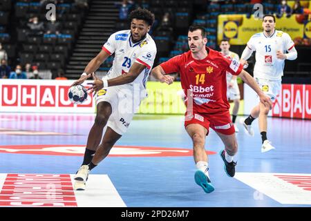 Benoit Kounkoud (Frankreich) gegen Montenegro. EHF Euro 2022. Hauptrunde Stockfoto