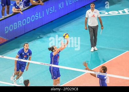 Antoine Brizard, Jean Patry, Barthelemy Chinenyeze (Frankreich). Volleyball-Weltmeisterschaft 2022. Viertelfinale Stockfoto