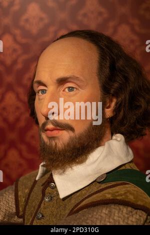 William Shakespeare Porträt im Madame Tussauds Berliner Wachsfigurenkabinett in Berlin. Wachsfigur eines englischen Dramatikers, Dichters und Schauspielers. Stockfoto