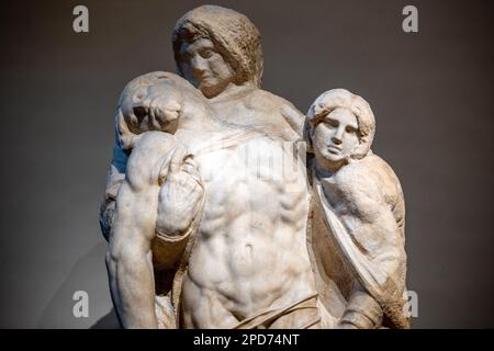 Palestrina Pietá in der Galleria dell'Accdemia in Florenz. Unfertige Skulptur, die einst von Michelangelo gedacht wurde, aber wahrscheinlich von Bernini oder Menghini Stockfoto