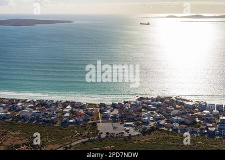 Luftaufnahme von Langebaan und Saldanha Bay, Frühjahr 2022. Stockfoto