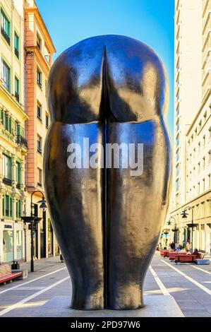 Oviedo, Asturien, Spanien: Skulptur namens Culis Monumentalibus von Eduardo Urculo Stockfoto