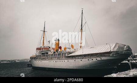 Das Museumsschiff CSS Acadia ein ehemaliges hydrografisches Vermessungs- und Ozeanforschungsschiff des Hydrographischen Vermessungsschiffs von Kanada Stockfoto