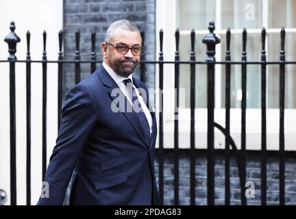 Der RT Hon James clever, Staatssekretär für Auswärtige Angelegenheiten, Commonwealth & Entwicklungsangelegenheiten und konservativer Abgeordneter für Braintree. Stockfoto