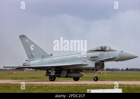 RAF Typhoon FGR.4 Rolling bei RAF Coningsby. Stockfoto