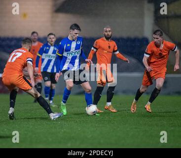 Chester, Cheshire, England. 14. März 2023 Chester's Charlie Caton am Ball, während des Chester Football Club V Peterborough Sports Football Club im Deva Stadium, in der National League North (Bild: ©Cody Froggatt/Alamy Live News) Stockfoto