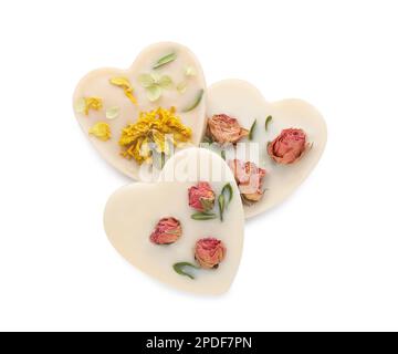 Schöne, duftende Beutel mit Blumen auf weißem Hintergrund, Draufsicht Stockfoto