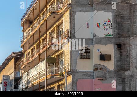 Erdbeben in der Türkei und Syrien 2023. Ein verheerendes Erdbeben der Stärke 7,8 traf die türkische Provinz Kahramanmaras. Stockfoto