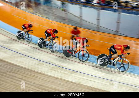 Kairo, Ägypten. 14. März 2023. Liu Jiali, Wang Susu, Wang Xiaoyue und Zhang Hongjie von Team China treten während der Verfolgungsjagd der Frauen beim UCI Track Nations Cup 2023 in Kairo, Ägypten, am 14. März 2023 an. Kredit: Ahmed Gomaa/Xinhua/Alamy Live News Stockfoto