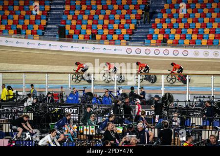 Kairo, Ägypten. 14. März 2023. Liu Jiali, Wang Susu, Wang Xiaoyue und Zhang Hongjie von Team China treten während der Verfolgungsjagd der Frauen beim UCI Track Nations Cup 2023 in Kairo, Ägypten, am 14. März 2023 an. Kredit: Ahmed Gomaa/Xinhua/Alamy Live News Stockfoto