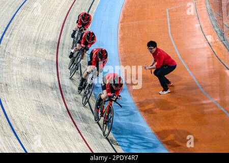 Kairo, Ägypten. 14. März 2023. Liu Jiali, Wang Susu, Wang Xiaoyue und Zhang Hongjie von Team China treten während der Verfolgungsjagd der Frauen beim UCI Track Nations Cup 2023 in Kairo, Ägypten, am 14. März 2023 an. Kredit: Ahmed Gomaa/Xinhua/Alamy Live News Stockfoto