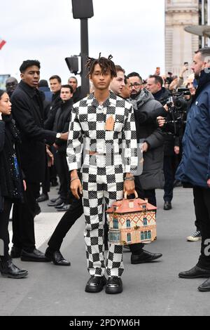 Jaden Smith vor Louis Vuitton, während der Paris Fashion Week Stockfoto