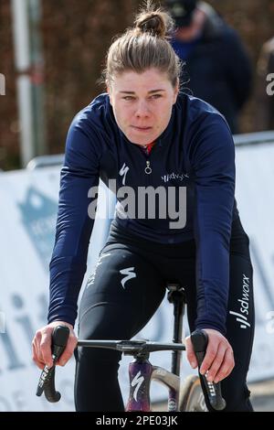 Nokere, Mittwoch, 15. März 2023. Belgische Lotte Kopecky von SD Worx, abgebildet nach dem eintägigen Radrennen „Nokere Koerse“, 129,1 km von Deinze nach Nokere, Mittwoch, 15. März 2023. BELGA FOTO DAVID PINTENS Stockfoto