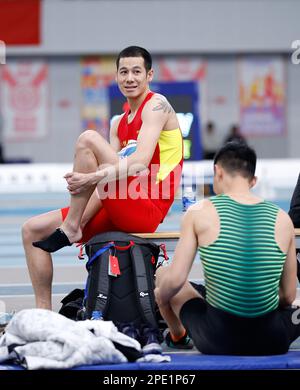 Tianjin. 15. März 2023. Gao Xinglong reagiert nach dem Langsprung-Finale der Männer bei den chinesischen Nationalen Leichtathletik-Hallenmeisterschaften 2023 im Tuanbo Sports Center in Nordchina in Tianjin, 15. März 2023. Kredit: Wang Lili/Xinhua/Alamy Live News Stockfoto