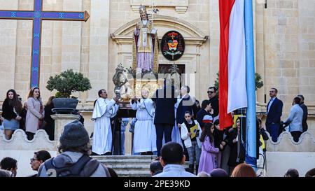 Prozession der Statue von St. Gregory dem Großen, 12. März, Kercem auf der Mittelmeerinsel Gozo. Stockfoto