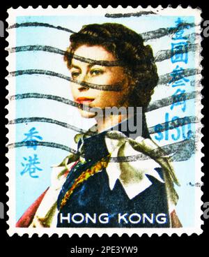 MOSKAU, RUSSLAND - 15. FEBRUAR 2023: Auf dem in Hongkong gedruckten Poststempel steht Queen Elizabeth II, Serie, ca. 1962 Stockfoto