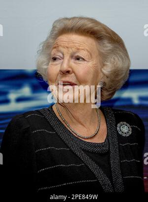 Papendrecht, Niederlande. 15. März 2023. Prinzessin Beatrix aus den Niederlanden im Auditorium Boskalis in Papendrecht am 15. März 2023 zur Präsentation des sechsten Prinzen Friso Ingenieursprijs für den Ingenieur des Jahres Kredit: Albert Nieboer/Netherlands OUT/Point de Vue OUT/dpa/Alamy Live News Stockfoto