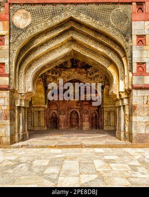 Das Innere der Bada Gumbad Moschee Stockfoto