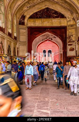 Eintritt zum Chhatta Chowk-Basar im Red Fort Complex in Delhi Stockfoto