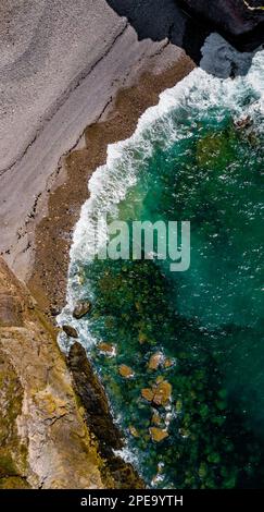 Spektakuläre Klippen Und Sandstrand An Der Atlantikküste Von Cap Frehel In Der Bretagne, Frankreich Stockfoto