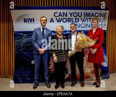Papendrecht, Niederlande. 15. März 2023. Prinzessin Beatrix aus den Niederlanden im Auditorium Boskalis in Papendrecht am 15. März 2023 zur Präsentation des sechsten Prinzen Friso Ingenieursprijs für den Ingenieur des Jahres Kredit: Albert Nieboer/Netherlands OUT/Point de Vue OUT/dpa/Alamy Live News Stockfoto