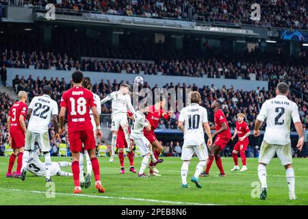 Madrid, Spanien. 15. März 2023. Federico Valverde (Real Madrid) in Aktion während des Fußballspiels zwischen Real Madrid und Liverpool, gültig für die zweite Etappe der Runde 16 der UEFA Championâs League, die am Mittwoch, den 15. März 2023 im Bernabeu Stadion in Madrid, Spanien, gefeiert wurde. Gutschrift: Independent Photo Agency/Alamy Live News Stockfoto
