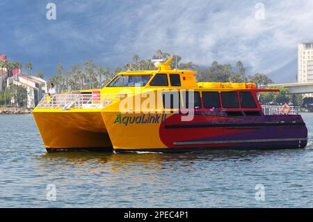 LONG BEACH, KALIFORNIEN 21. SEPTEMBER 2012: AquaLink II in der Long Beach Marina. Stockfoto